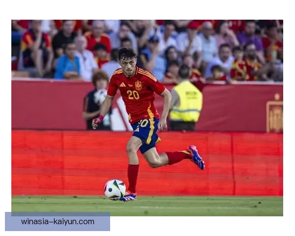 佩德里：年轻天才展现出色职业生涯，未来发展备受期待