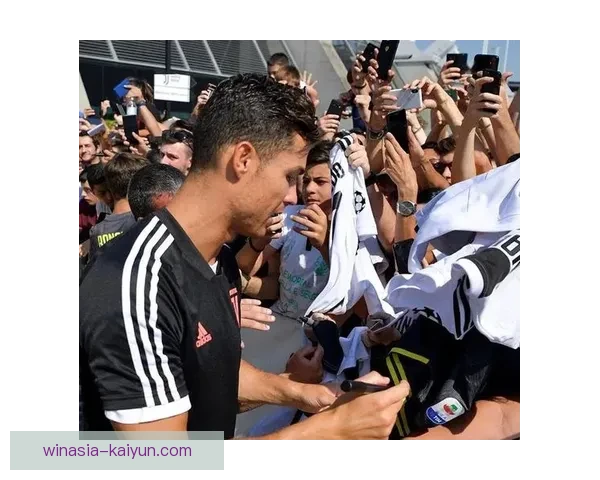 切尔西引援动态持续发力，状态回暖备受关注